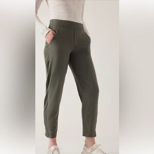 NWOT Athleta Brooklyn mid-rise ankle pant sz 8 198671-43